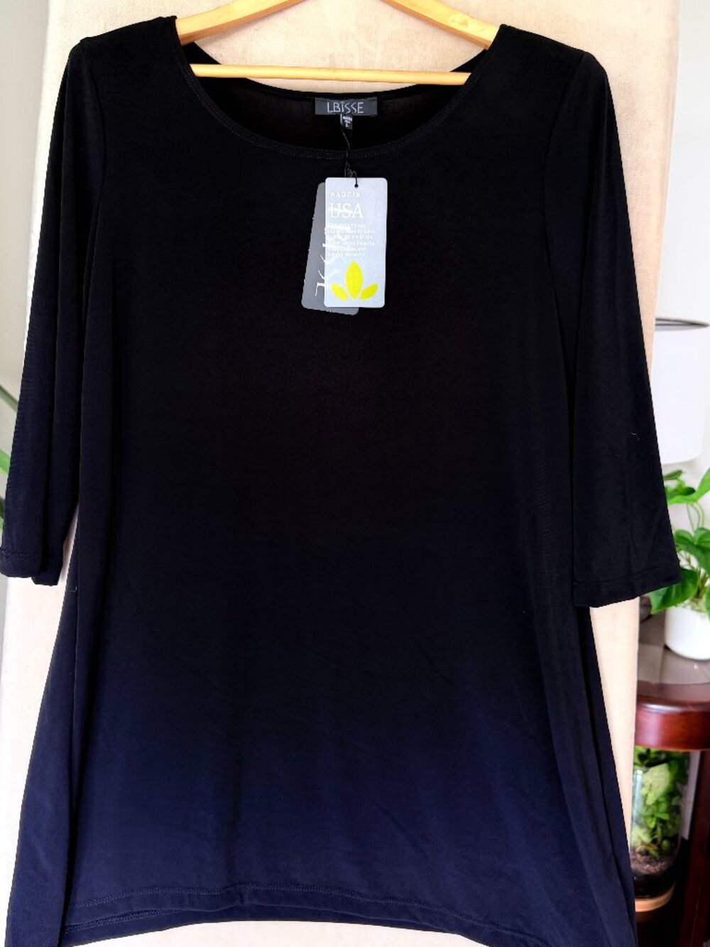 LBISSE NWT Black Asymmetrical Hem Swing Tunic Top Size L